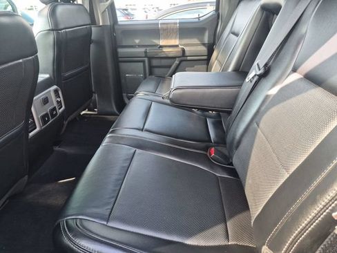 Used 2019 Ford F250 Lariat w/ Lariat Ultimate Package AWD/4WD image 12