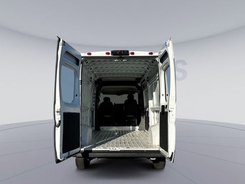 Used 2023 RAM ProMaster 2500 FWD image 23