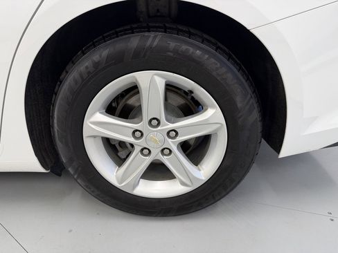 Used 2020 Chevrolet Malibu LS image 46