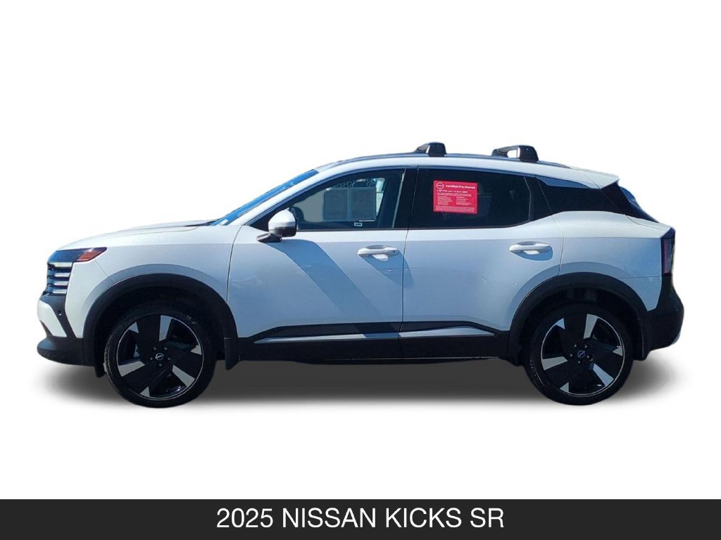 Used 2025 Nissan Kicks SR FWD image 5