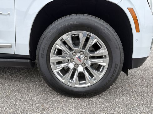 New 2026 GMC Yukon XL Denali w/ Sun & Power Step Package image 15