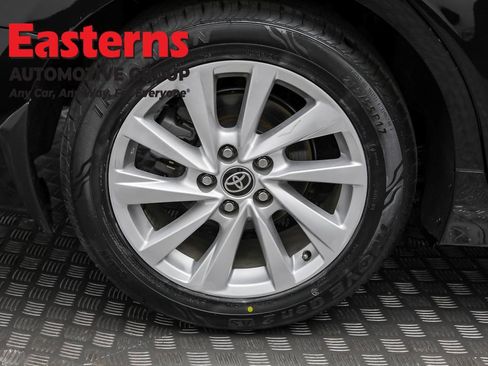 Used 2023 Toyota Camry LE image 28