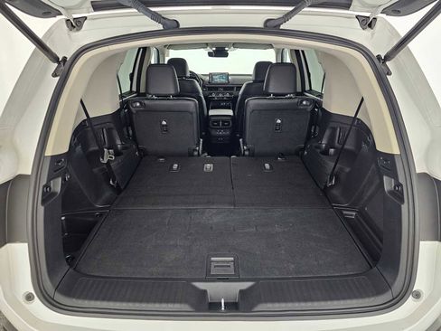 Used 2025 Honda Pilot EX-L image 16