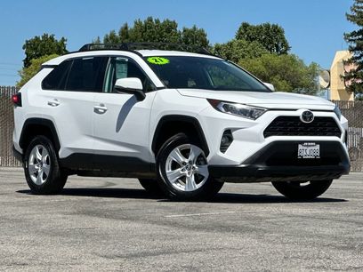 Used 2021 Toyota RAV4 XLE w/ Carpet Mat Package (TMS)