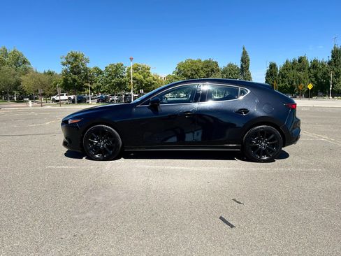 Used 2022 MAZDA MAZDA3 s FWD image 9