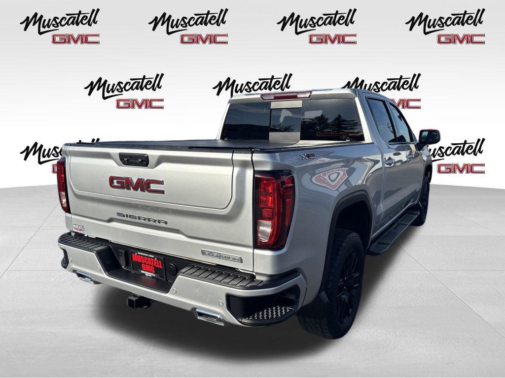 Used 2022 GMC Sierra 1500 Elevation w/ Elevation Premium Package AWD/4WD image 3