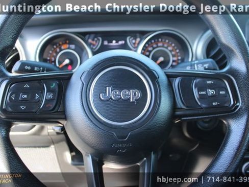 Used 2023 Jeep Wrangler Sport image 14