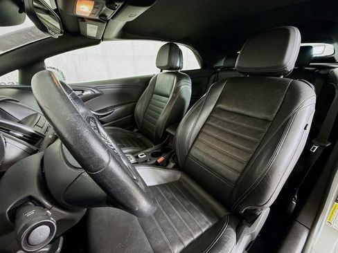 Used 2018 Buick Cascada Premium image 23