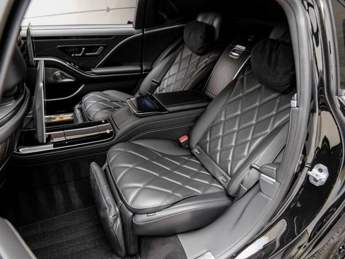 Used 2024 Mercedes-Benz Maybach S 680 4MATIC image 49