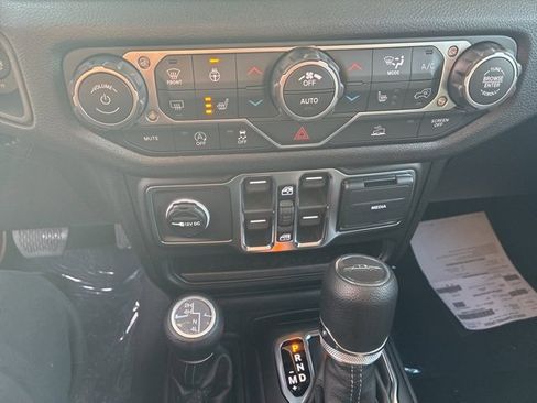 New 2026 Jeep Gladiator Sport image 16