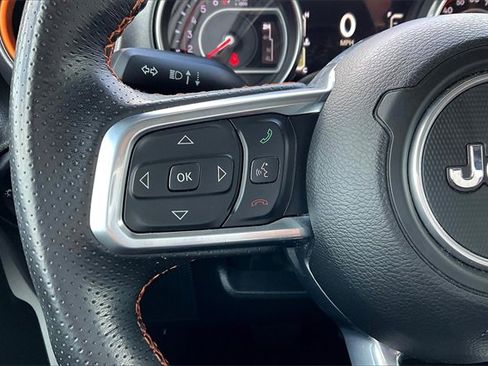 Certified 2022 Jeep Gladiator Mojave image 20