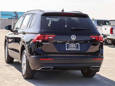 Used 2020 Volkswagen Tiguan S FWD image 6