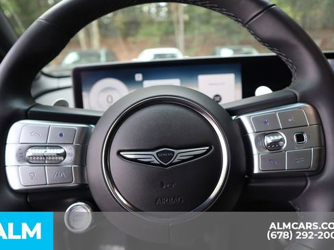 Used 2025 Genesis GV60 Advanced image 36