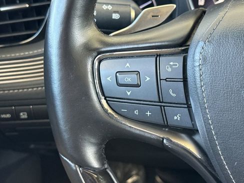 Used 2022 Lexus LS 500 w/ Interior Upgrade Package RWD image 28