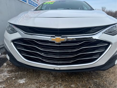 Used 2024 Chevrolet Malibu LT FWD image 12