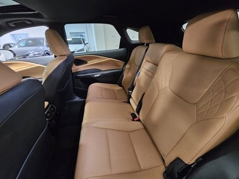 Used 2024 Lexus RX 350 Premium image 13