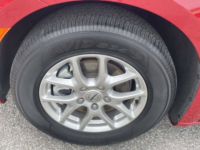 Used 2025 Chrysler Pacifica Select FWD image 11