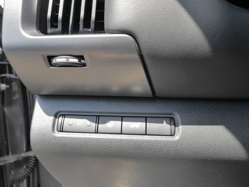 Used 2022 Nissan Pathfinder SL w/ SL Premium Package FWD image 25