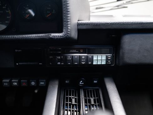 Used 1989 Lamborghini Countach Coupe RWD image 22