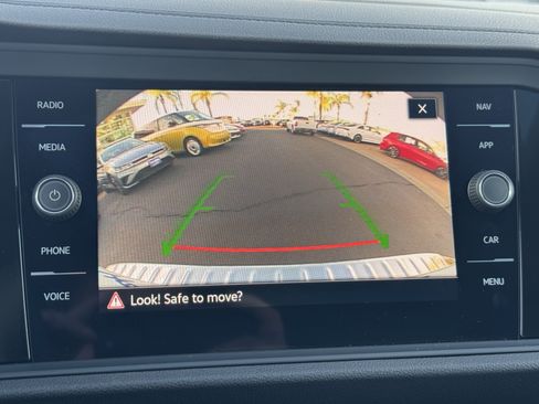 Certified 2023 Volkswagen Jetta SEL image 24