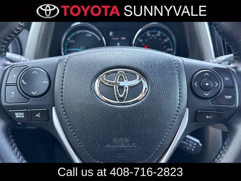 Used 2017 Toyota RAV4 Limited AWD/4WD image 28