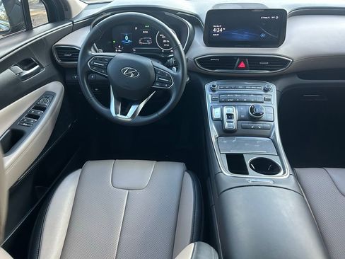 Used 2023 Hyundai Santa Fe SEL Premium image 9