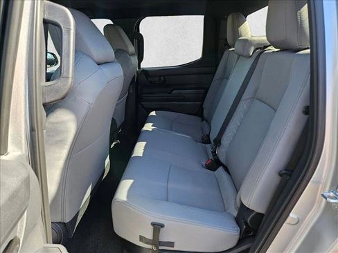 Used 2025 Toyota Tacoma SR5 AWD/4WD image 23
