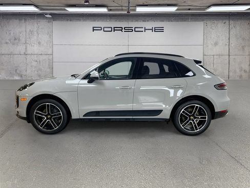 Certified 2020 Porsche Macan AWD/4WD image 2