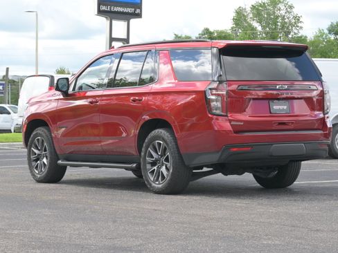 Used 2023 Chevrolet Tahoe Z71 w/ Luxury Package AWD/4WD image 3