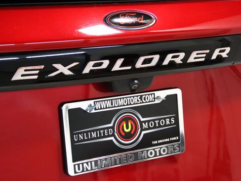 Used 2022 Ford Explorer ST w/ Equipment Group 401A AWD/4WD image 4