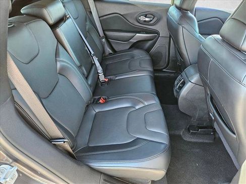 Used 2021 Jeep Cherokee Latitude Lux image 17