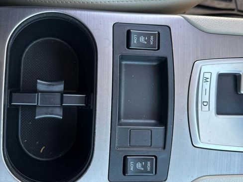 Used 2014 Subaru Outback 2.5i Limited image 10