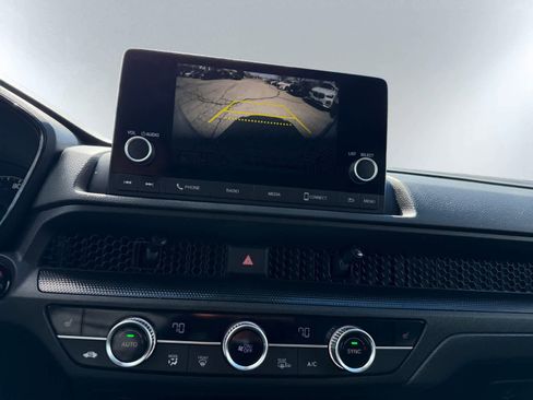 Used 2025 Honda CR-V EX image 13