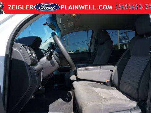 Used 2015 Toyota Tundra SR5 w/ TRD Off Road Package AWD/4WD image 12
