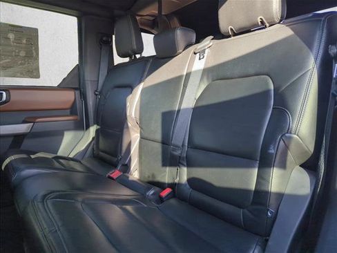 Used 2022 Ford Bronco Outer Banks w/ Sasquatch Package image 19