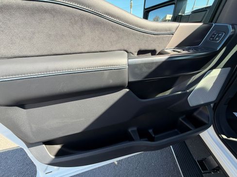 New 2026 Ford F350 Platinum image 21