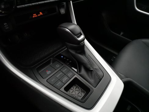 Certified 2025 Toyota RAV4 XLE Premium AWD/4WD image 24