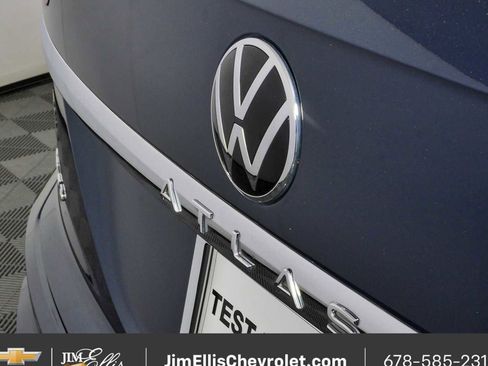 Used 2022 Volkswagen Atlas Cross Sport SEL Premium R-Line AWD/4WD image 36