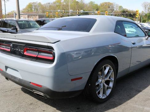 Used 2021 Dodge Challenger GT RWD image 7