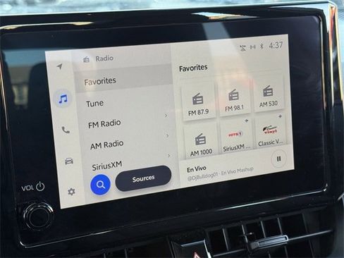 Used 2024 Toyota Corolla LE image 18