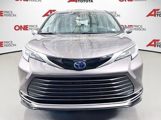 Certified 2024 Toyota Sienna Limited video 2