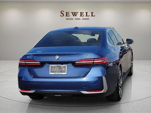 New 2027 BMW 530i xDrive w/ Premium Package AWD/4WD image 5