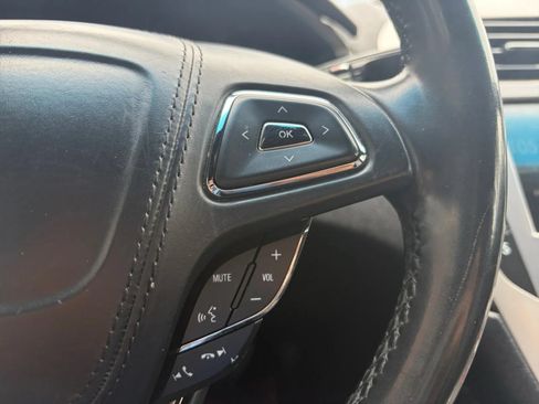 Used 2017 Lincoln MKZ Premiere FWD image 31