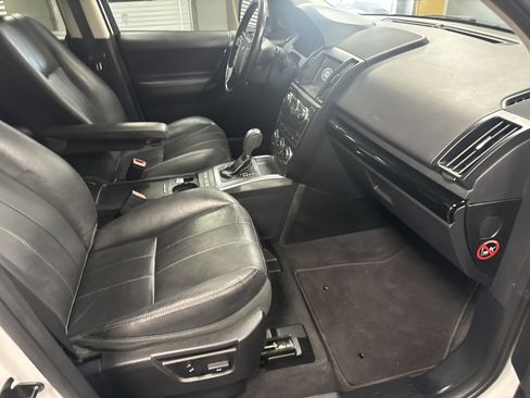 Used 2014 Honda Odyssey EX-L image 12