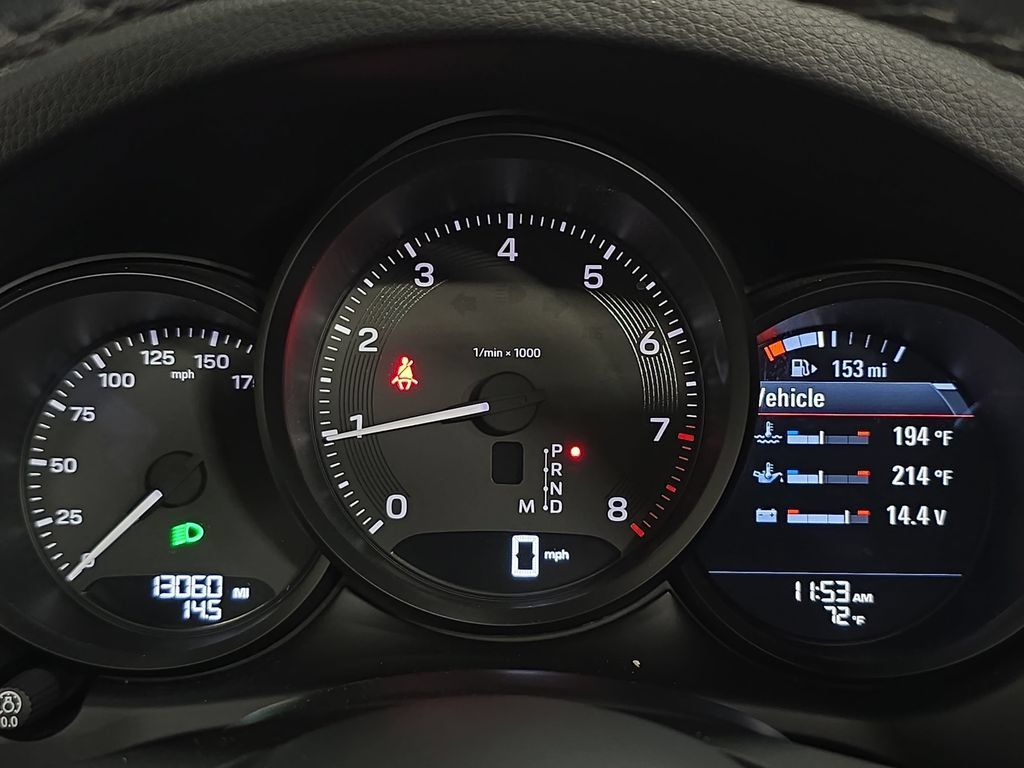 Certified 2023 Porsche Macan AWD/4WD image 15