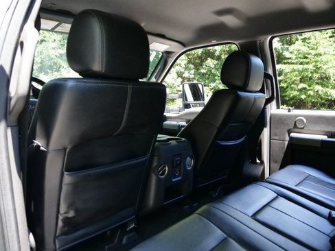 Used 2016 Ford F250 Lariat w/ Chrome Package AWD/4WD image 28