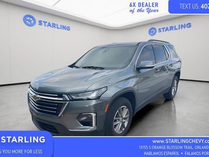 Used 2023 Chevrolet Traverse LT