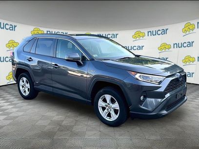 Used 2020 Toyota RAV4 XLE w/ Convenience Package