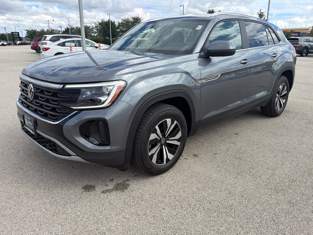 Certified 2024 Volkswagen Atlas Cross Sport SE AWD/4WD image 3