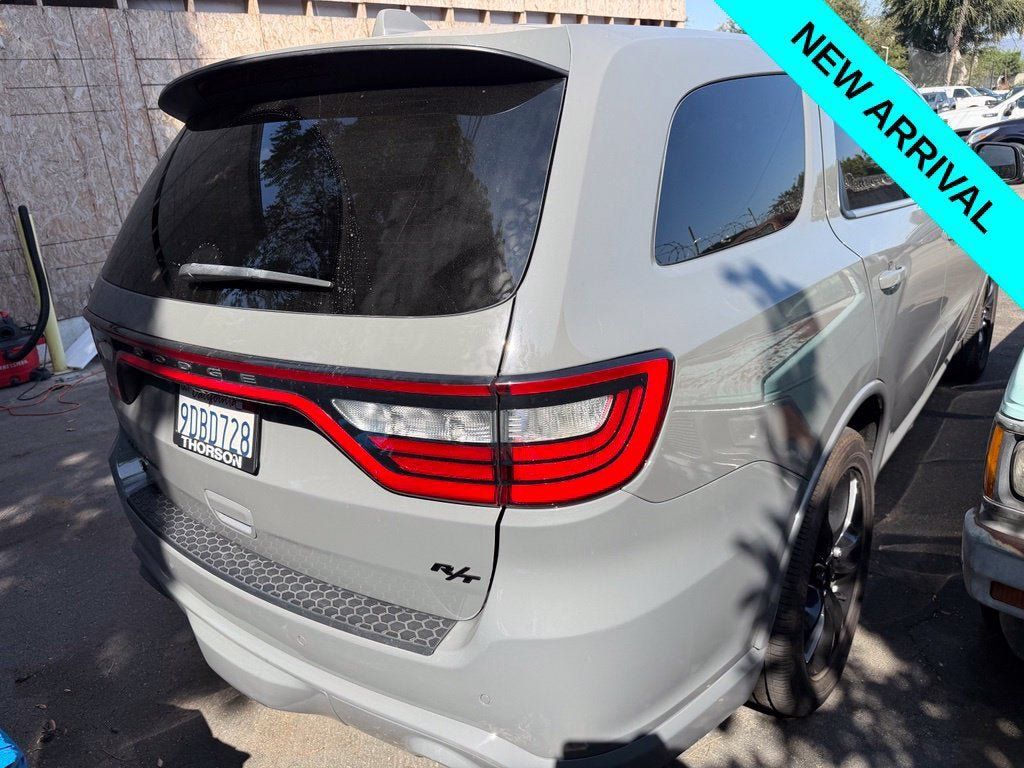 Used 2022 Dodge Durango R/T w/ Blacktop Package AWD/4WD image 4